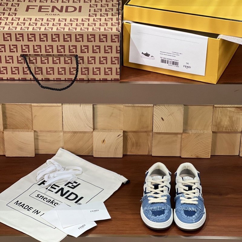 F**di casual shoes